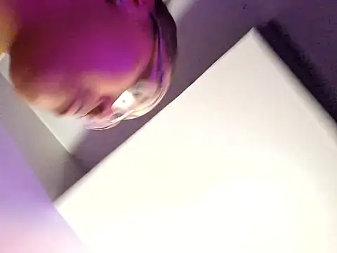 Snapshot of samone9 chatting on January 2025 07:12:02 AM samone9 online show from January 2025 07:12:02 AM