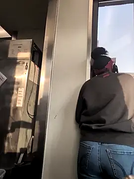 Snapshot of samone9 chatting on February 2026 02:11:02 PM samone9 online show from February 2026 02:11:02 PM