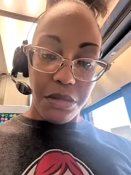 Snapshot of samone9 chatting on February 2026 07:47:02 PM samone9 online show from February 2026 07:47:02 PM