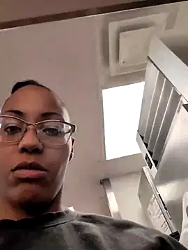 Snapshot of samone9 chatting on February 2026 09:02:01 PM samone9 online show from February 2026 09:02:01 PM