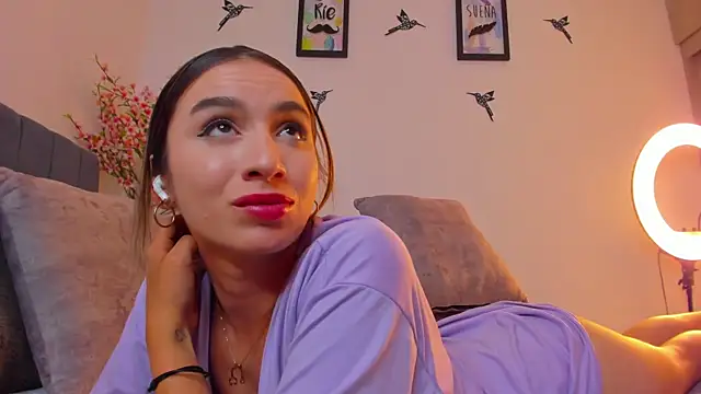 im sarah34 online show from January 2025 08:00:01 AM