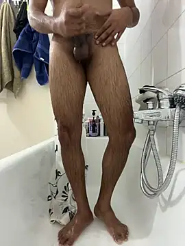 vinzpnr210 online show from December 2024 02:28:01 PM