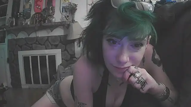 Emily0903 online show from October 2025 12:07:01 AM