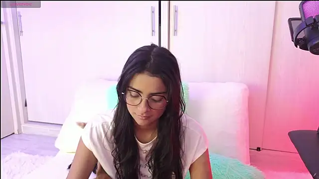 Yues050600 online show from February 2025 02:09:02 AM