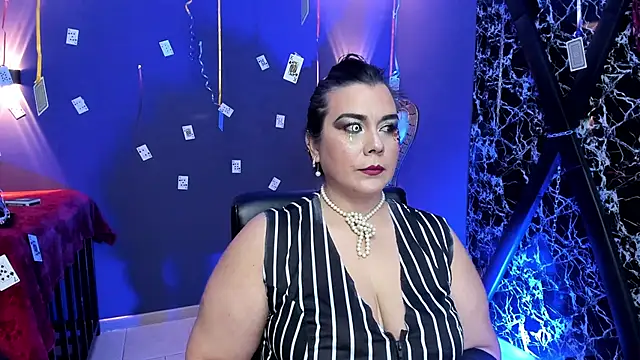 martina foxy  online show from October 2025 12:23:01 PM