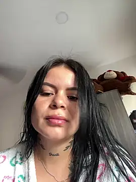 Snapshot of ivanna_rivera chatting on December 2024 01:43:02 PM ivanna rivera online show from December 2024 01:43:02 PM