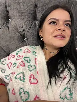 Snapshot of ivanna_rivera chatting on January 2025 08:39:01 PM ivanna rivera online show from January 2025 08:39:01 PM
