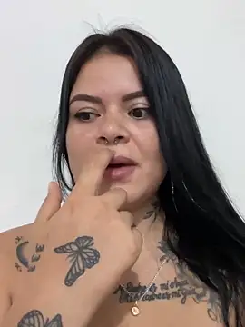 Snapshot of ivanna_rivera chatting on February 2025 02:15:02 PM ivanna rivera online show from February 2025 02:15:02 PM