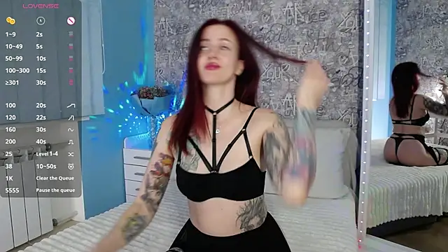 ElisaJane online show from February 2026 10:20:02 PM