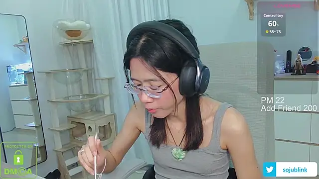 Snapshot of littlemiilk chatting on September 2025 05:44:02 AM littlemiilk online show from September 2025 05:44:02 AM