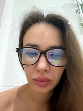 TeenieM online show from October 2025 11:26:02 PM