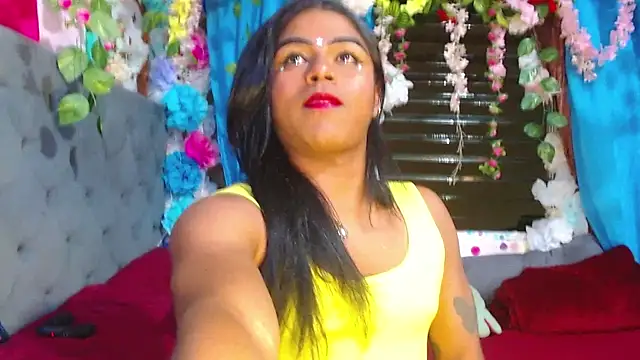 Karly coffe online show from April 2026 04:02:02 AM