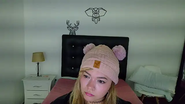 Snapshot of Cuckold_lover69 chatting on January 2025 10:27:02 AM Cuckold lover69 online show from January 2025 10:27:02 AM