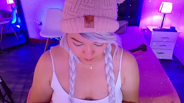 Snapshot of Cuckold_lover69 chatting on February 2025 09:56:01 AM Cuckold lover69 online show from February 2025 09:56:01 AM