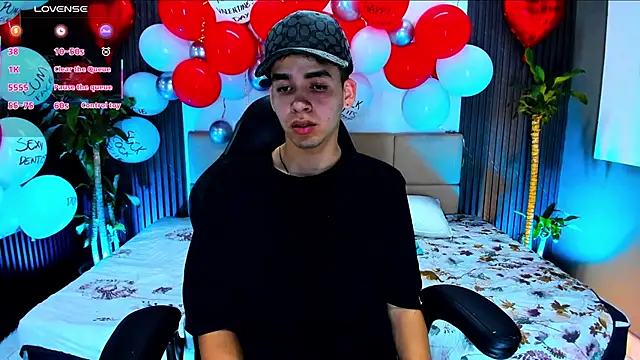 Mike 0233  online show from February 2025 09:04:02 AM