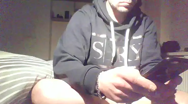 Franc113 online show from March 2025 10:06:01 PM