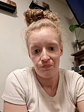blondebanginbroad online show from May 2026 09:25:01 AM