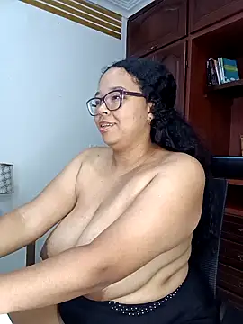 XMara online show from February 2025 10:50:01 PM