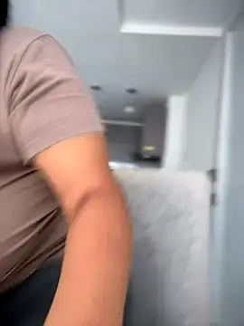 XMara online show from September 2025 06:13:02 PM