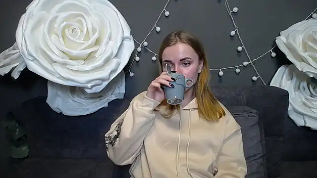 MargaritaKiss online show from November 2025 08:33:02 PM