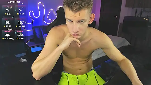 Brad Maloney online show from November 2025 08:00:01 PM