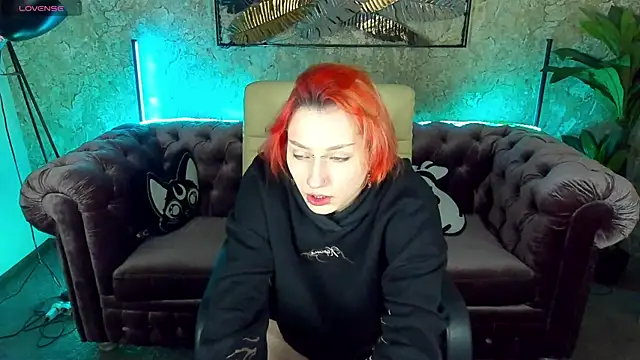 Snapshot of LunaaMayy chatting on February 2025 09:58:01 PM LunaaMayy online show from February 2025 09:58:01 PM