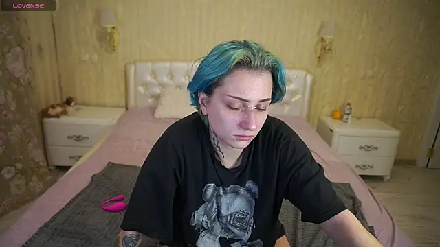 LunaaMayy online show from October 2025 03:35:02 PM