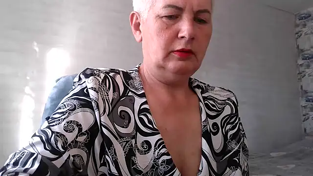 NicoleOlla online show from September 2025 01:50:01 AM