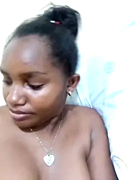 Ebonyyprincess online show from December 2024 01:22:01 AM