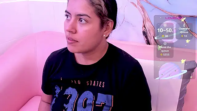 taylor cupper online show from November 2025 08:11:01 PM