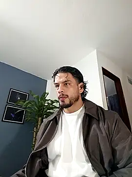 SilvaBranko online show from November 2025 12:21:01 AM