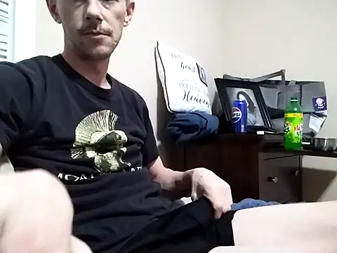 Snapshot of elmerfuddin87 chatting on March 2025 06:08:02 AM elmerfuddin87 online show from March 2025 06:08:02 AM