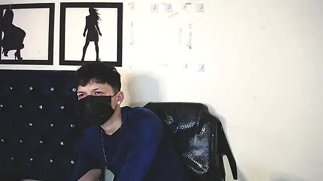  Thomas hot  online show from October 2025 02:42:02 AM