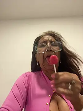 Snapshot of SWEET_LOVER01 chatting on March 2026 11:41:02 PM SWEET LOVER01 online show from March 2026 11:41:02 PM