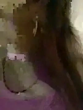 Snapshot of SWEET_LOVER01 chatting on April 2026 01:11:02 AM SWEET LOVER01 online show from April 2026 01:11:02 AM