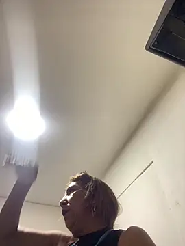 Snapshot of SWEET_LOVER01 chatting on April 2026 01:29:02 PM SWEET LOVER01 online show from April 2026 01:29:02 PM