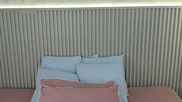 Snapshot of charlottebrowns_ chatting on May 2026 12:55:02 PM charlottebrowns online show from May 2026 12:55:02 PM