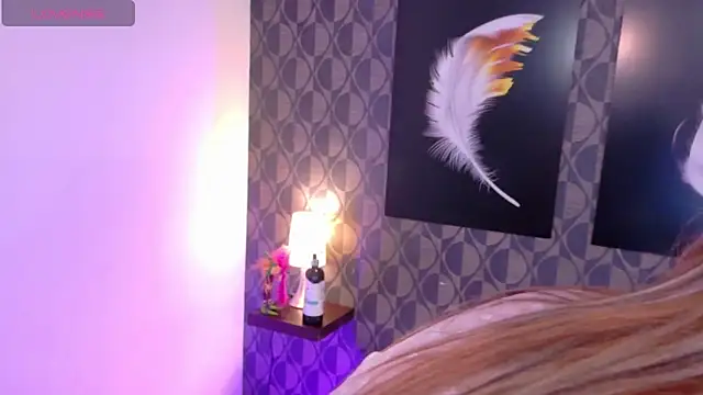 SharomRoss online show from February 2025 06:49:02 PM