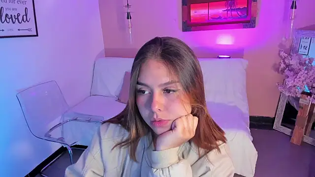 ArianaBaker online show from September 2025 01:54:01 PM