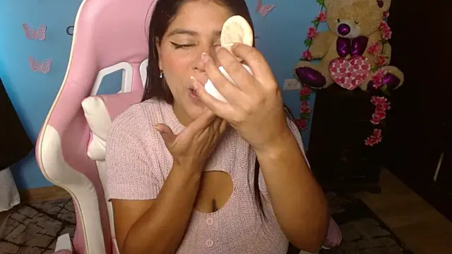 Candela-Smith online show from April 2026 04:34:02 PM