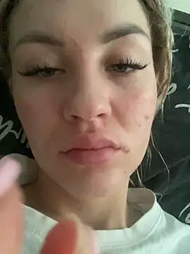 DreamGirl-777 online show from December 2024 08:23:02 AM