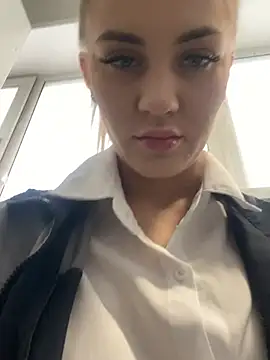 DreamGirl-777 online show from March 2025 03:30:02 AM