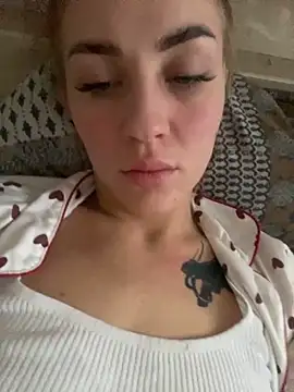 DreamGirl-777 online show from November 2025 09:11:01 AM