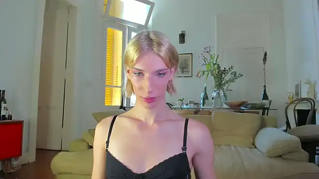 AliceSnowCatt online show from December 2025 04:59:02 PM