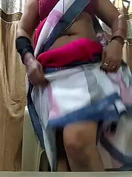 Snapshot of Archna-ji chatting on December 2024 05:04:02 AM Archna-ji online show from December 2024 05:04:02 AM