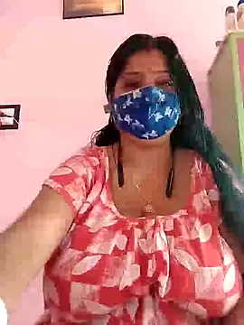 Snapshot of Kayra_34 chatting on February 2025 03:11:01 AM Kayra 34 online show from February 2025 03:11:01 AM