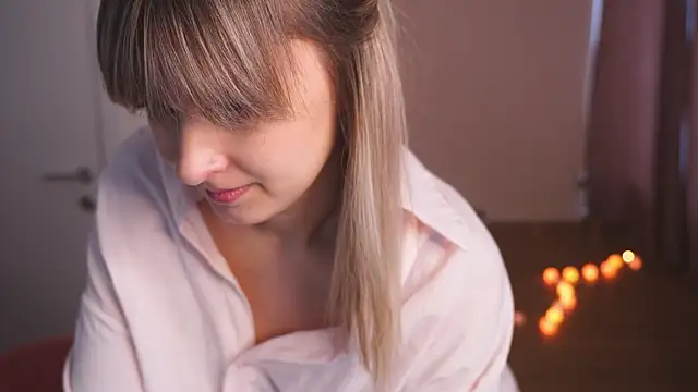 Snapshot of hereandnows_ chatting on December 2024 04:07:02 AM hereandnows  online show from December 2024 04:07:02 AM