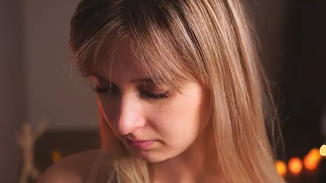 Snapshot of hereandnows_ chatting on December 2024 07:01:01 PM hereandnows  online show from December 2024 07:01:01 PM