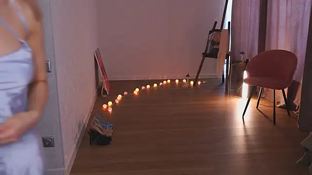 Snapshot of hereandnows_ chatting on February 2025 04:05:01 AM hereandnows  online show from February 2025 04:05:01 AM