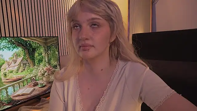 ELLIEJAY online show from July 2026 05:21:02 AM